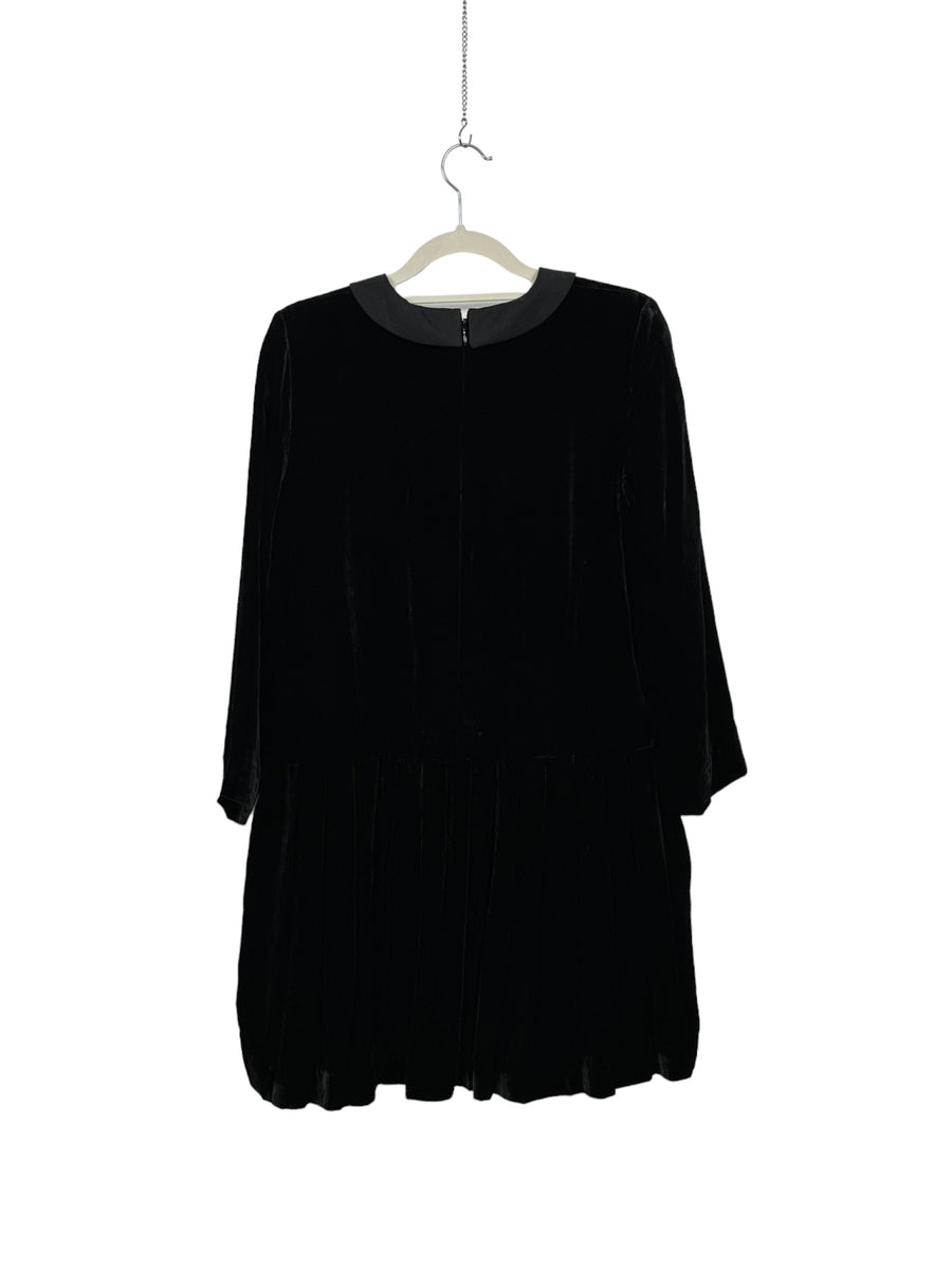 COS Loose-fitting Pleated Velvet Black dress